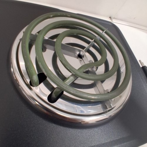 SALTON PORTABLE ELECTRIC HOT PLATE DOUBLE BURNER COOKTOP - 1800W - BLACK (MODEL: HP1941) image 5