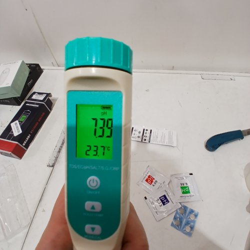 DIGITAL WATER TESTER - TEAL AND WHITE (MODEL: C-600) image 2
