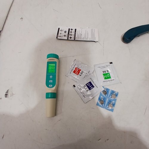 DIGITAL WATER TESTER - TEAL AND WHITE (MODEL: C-600) image 4