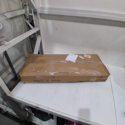 GARMENT RACK WITH WHEELS image 4