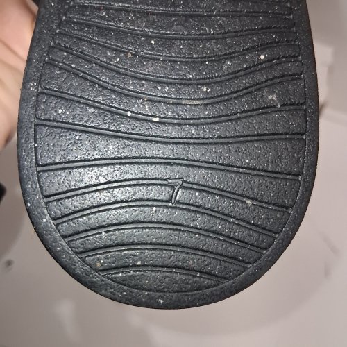 WOMENS BENCH COMFORT FLIP FLOPS - SIZE 7 - BLACK (MODEL: 4220007) image 4