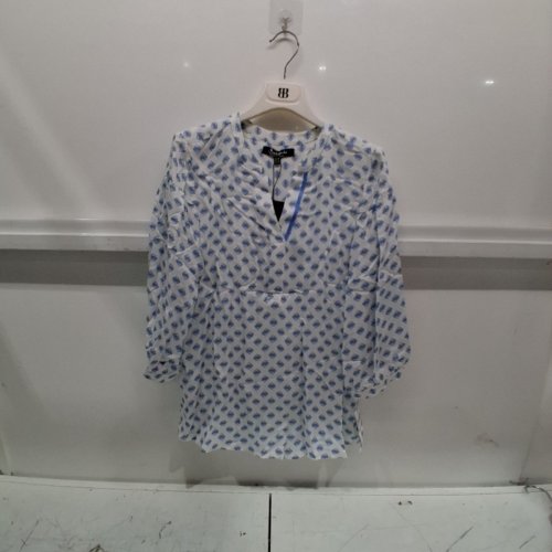 WOMEN'S BARILOCHE PRINTED BLOUSE - SMALL/MEDIUM - 38 - WHITE / BLUE (STYLE : BOSA) image 2