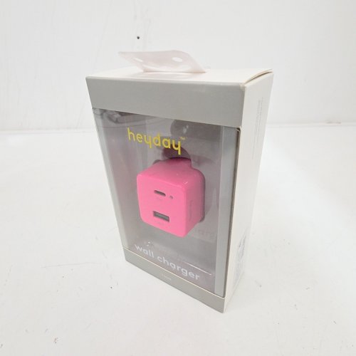 HEYDAY DUAL PORT WALL CHARGER WITH 15W USB-C AND 5W USB-A - NEON PINK image 2