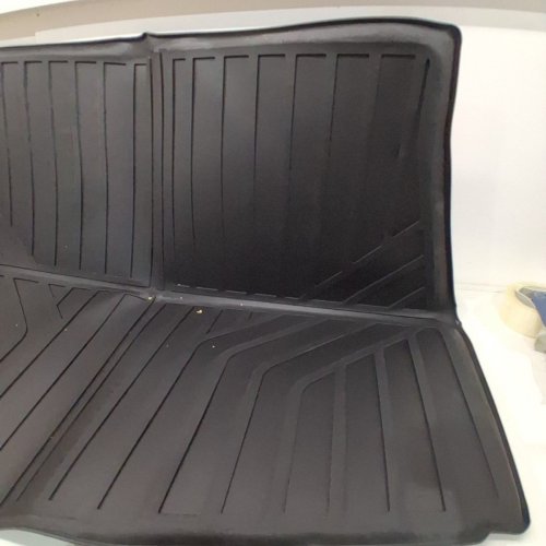 TRUCK BED LINER MULTI FITMENTS- 51" X 39" - BLACK image 4