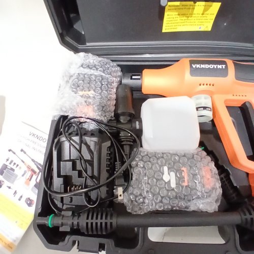 VKNDOYNT CORDLESS PRESSURE WASHER WITH 2 BATTERIES - 2000PSI - ORANGE (MODEL: SC14) image 4