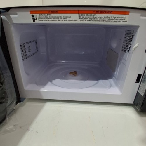 DANBY COUNTERTOP MICROWAVE - 0.7 CU.FT. - BLACK (MODEL: DBMW0721BBB) image 5