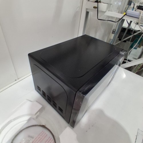 DANBY COUNTERTOP MICROWAVE - 0.7 CU.FT. - BLACK (MODEL: DBMW0721BBB) image 6