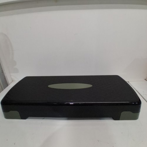 AMAZON BASICS AEROBIC EXERCISE STEP PLATFORM, ADJUSTABLE WORKOUT STEPPER AT HOME image 3