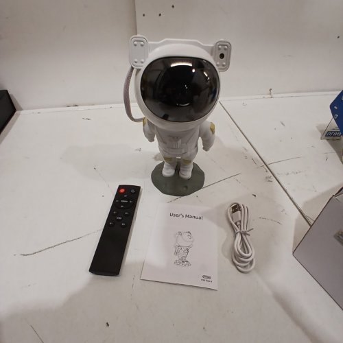 ASTRONAUT STARRY NEBULA SKY PROJECTOR WITH STAND - STAR/GALAXY MULTICOLOUR image 4