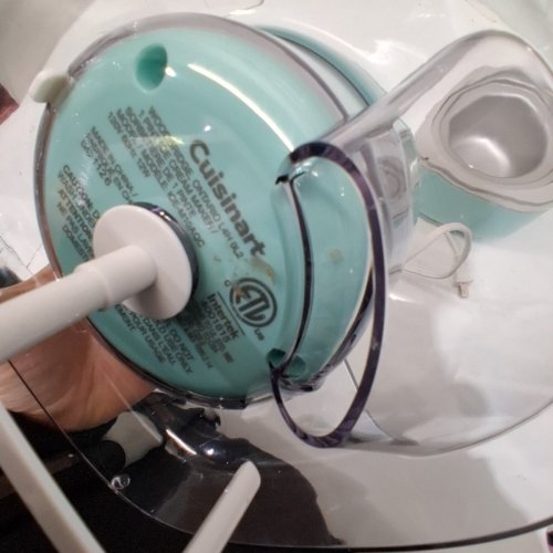 CUISINART COMPACT SINGLE-SERVE ICE CREAM MAKER - 1 PINT - LIGHT BLUE (MODEL: ICE-M10C) image 4