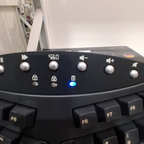 PERIXX WIRELESS ERGONOMIC SPLIT KEYBOARD WITH BLUETOOTH FEATURE - BLACK (MODEL: PERIBOARD-612) image 3