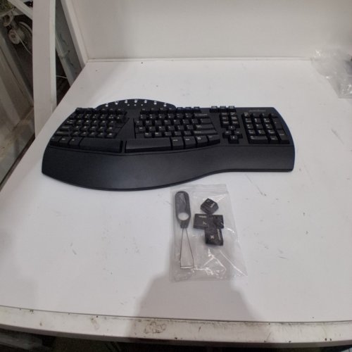 PERIXX WIRELESS ERGONOMIC SPLIT KEYBOARD WITH BLUETOOTH FEATURE - BLACK (MODEL: PERIBOARD-612) image 4