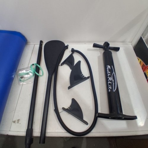 FEATH-R-LITE INFLATABLE SUP BOARD WITH ACCESSORIES & PUMP - 10FT 5'' - BLUE/GREEN (MODEL: SUPFR02B) image 6