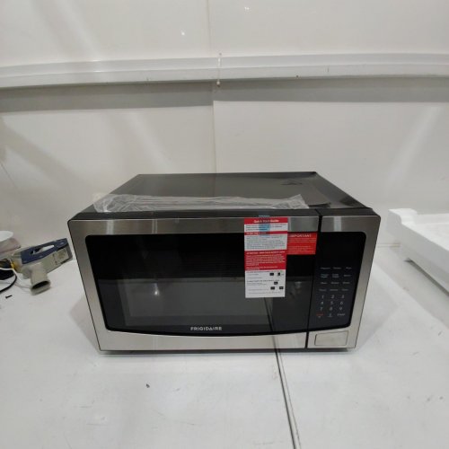 FRIGIDAIRE STAINLESS STEEL MICROWAVE WITH 10 POWER LEVELS - 1.1 CU. FT. 1000W - STAINLESS STEEL/BLACK - (MODEL: EMW1120_AMZ) image 4