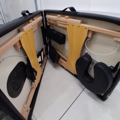 BESTMASSAGE PORTABLE MASSAGE TABLE - BLACK image 2