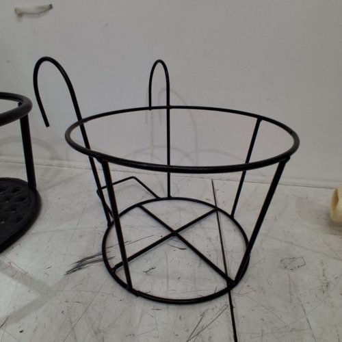 4PC METAL HANGING BASKET/POTHOLDER SET - 7"X 4" - BLACK image 4