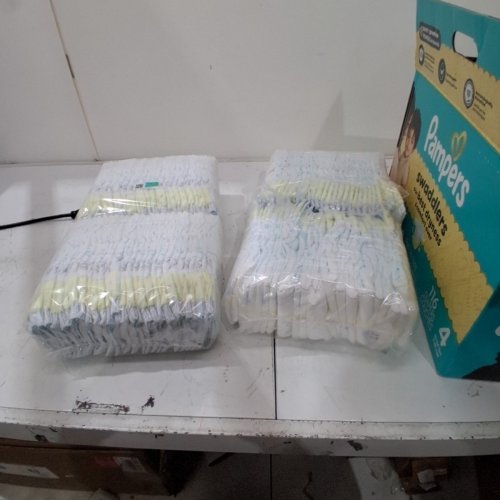 109PK PAMPERS SWADDLERS 360 LEAKPROOF DISPOSABLE BABY DIAPERS - SIZE 4 (15 LBS- 34 LBS)LBS) image 3