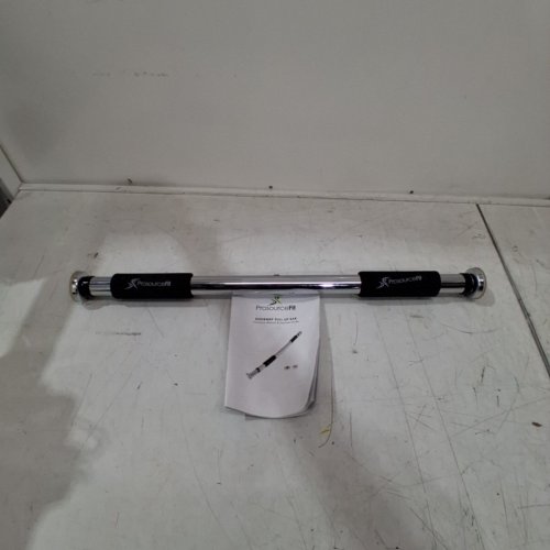 PROSOURCEFIT ADJUSTABLE DOORWAY PULLUP BAR -24" - 39" - 220LB CAP - SILVER/BLACK (MODEL: GDS0036) image 2