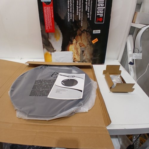 WEBER RUST-RESISTANT GRIDDLE INSERT - 22" - BLACK image 3