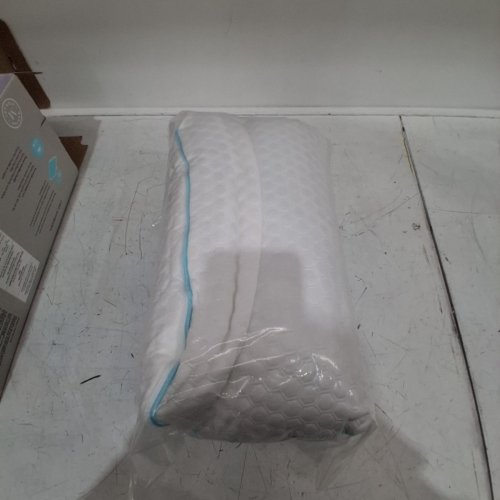 MARTHA STEWART MEMORY FOAM COOLING PILLOW - QUEEN (18" X 28") (MODEL: 1392500) image 2
