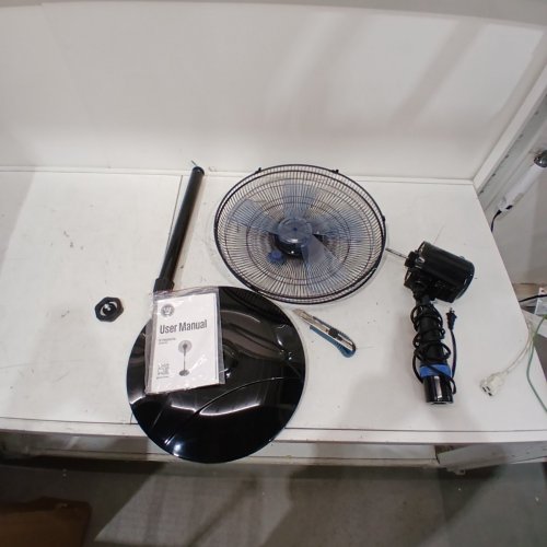 WESTINGHOUSE ADJUSTABLE HEIGHT OSCILLATING PEDESTAL FAN - 16" - BLACK/BLUE (MODEL: WSFSB1601BL) image 3