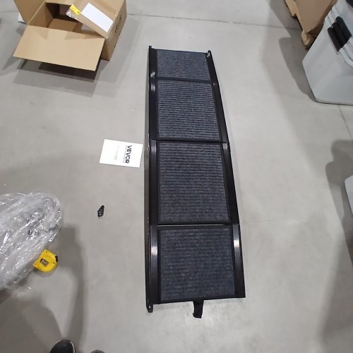 VEVOR METAL OUTDOOR VEHICLE DOG RAMP - 63" X 17" - BLACK (MODEL: 160*44) image 2