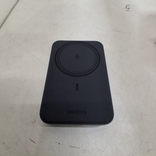 UGREEN MAGNETIC ATTACHMENT WIRELESS POWER BANK - 10000 MAH, 7.5W/20W - BLACK (MODEL:PB561) image 4