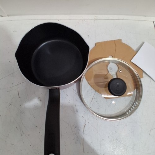 T-FAL HEAT MASTERY NONSTICK SAUCEPAN WITH GLASS LID - 2.5 QT - RED/BLACK image 3