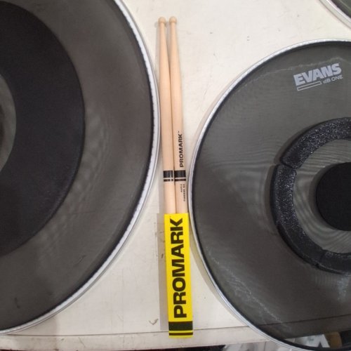 6PC EVANS DRUM HEAD DB ONE SET WITH DOUBLE MESH SKIN & DRUMSTCKS - 10"/12"/16"/20" - BLACK (MODEL: EPPB-DB1-R) image 3