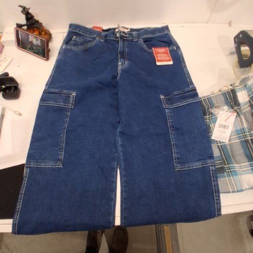 WOMENS LEVI STRAUSS SIGNATURE CARGO WIDE JEANS -SIZE 10 - BLUE image 2