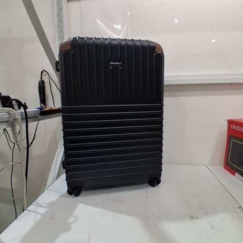 EDDIE BAUER STRATA HARDSIDE SPINNER SUITCASE - 30" - BLACK image 3