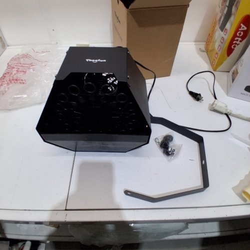THEEFUN PLUG IN BUBBLE MACHINE - BLACK image 3