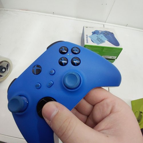 XBOX ONE CORE CONTROLLER - SHOCK BLUE image 3