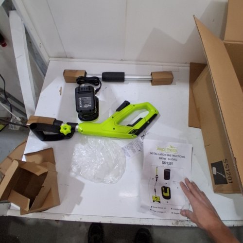SNAPFRESH CORDLESS BRUSHLESS SNOW SHOVEL 3-SPEED ADJUSTABLE WITH 4.0AH BATTERY - 20V - 12" - GREEN MODEL: SP3011) image 4