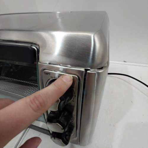 HAMILTON BEACH SURE-CRISP AIR FRYER TOASTER OVEN - STAINLESS STEEL (MODEL: 31323) image 8