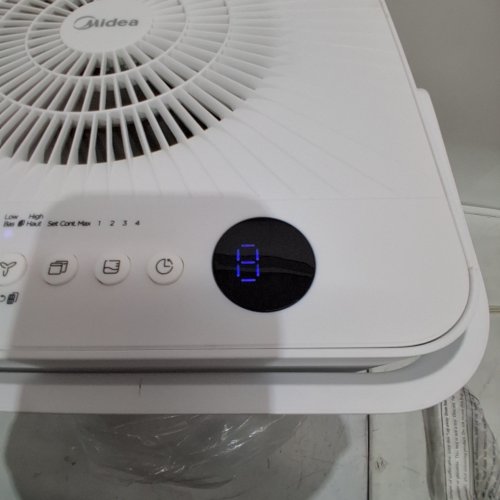 MIDEA CUBE CONVERTIBLE SMART DEHUMDIFIER WITH APP CONTROL - 20 PINTS/DAY - COVERS UP TO 1500SQ.FT - WHITE (MODEL: MAD20S1QWT) image 2
