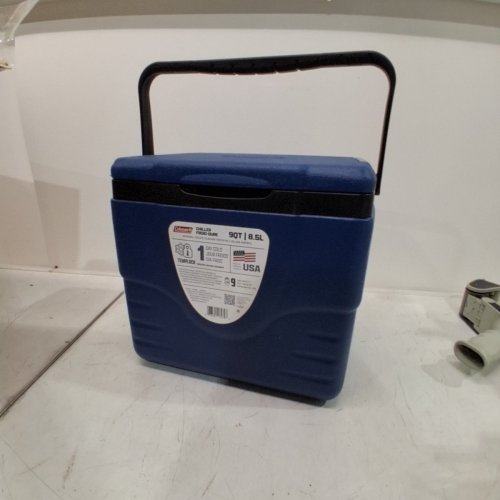 COLEMAN PERSONAL EXCURSION COOLER FITS 9 CANS 9QT KEEPS ICE COLD FOR 1 DAY BLUE image 2
