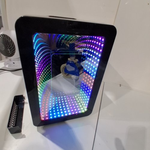 KIKIHOUSE 15L MINI FRIDGE WITH LED DOOR - BLACK (MODEL: JY-E-15L) image 2