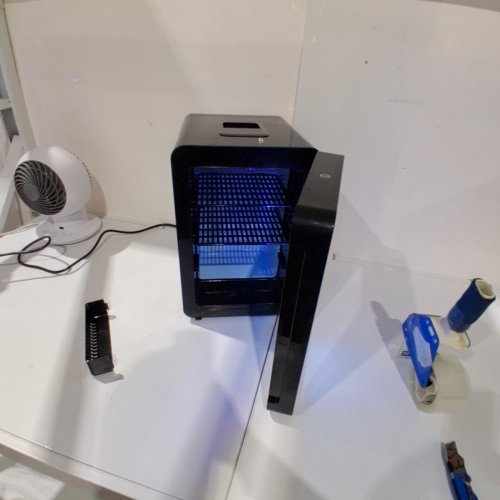 KIKIHOUSE 15L MINI FRIDGE WITH LED DOOR - BLACK (MODEL: JY-E-15L) image 4