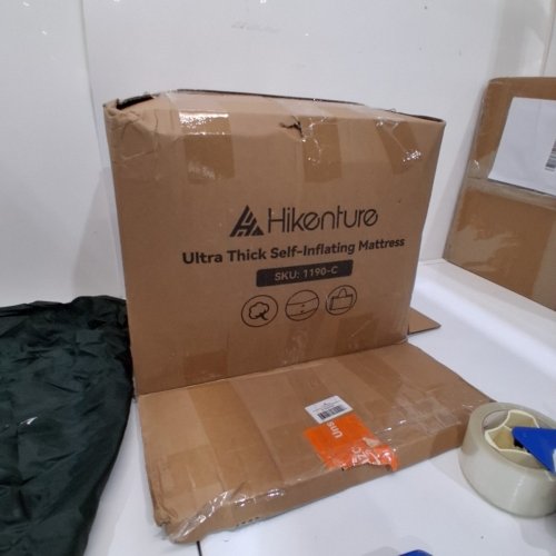 HIKENTURE SELF INFLATING SLEEPING PAD CAMPING MATTRESS WITH CARRY BAG - 75" X 27" - GREEN - (MODEL: 1190-C) image 4