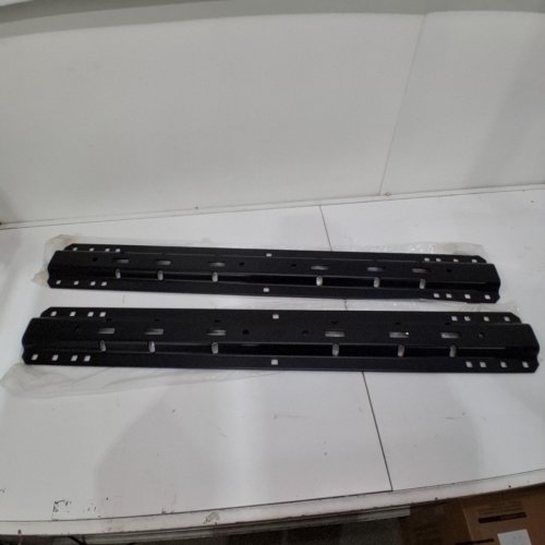 CURT UNIVERSAL 5TH WHEEL BASE RAILS - 43" X 6.5" - 25K - CARBIDE BLACK (MODEL: 16204) image 3