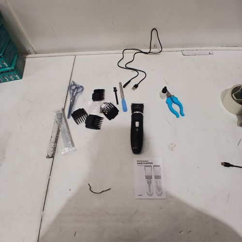 GOOAD PROFESSIONAL CORDLESS LOW NOISE DOG/CAT GROOMING KIT - BLACK image 3