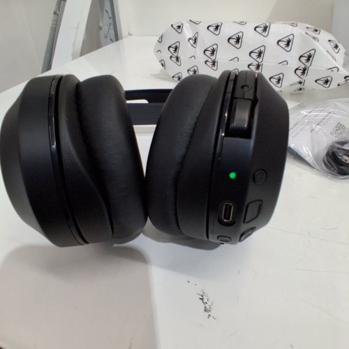 TURTLE BEACH STEALTH 500 BLUETOOTH/WIRELESS GAMING HEADSET WITH USB RECEIVER, FOAM CUSHIONS, & FLIP-TO-MUTE MIC - FOR PC, PLAYSTATION, NINTENDO SWITCH, & MOBILE - BLACK (MODEL: TBS-3103-05) image 2