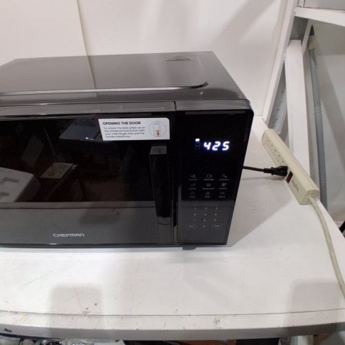 CHEFMAN COUNTERTOP MICROWAVE OVEN - 1.1CU.FT - BLACK (MODEL: RJ55-11B-V2-CA) image 2