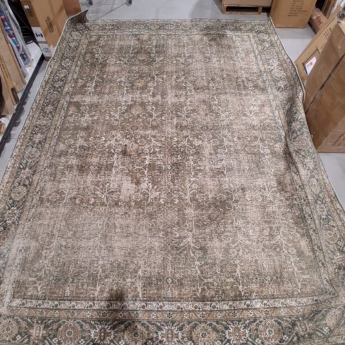 TRADITIONAL PATTERN VINTAGE-STYLE FLORAL AREA RUG - 9FT X 12FT - BEIGE/ BROWN/ GRAY image 2