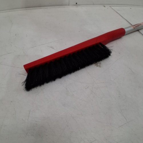 MALLORY MAXX SNOWBRUSH WITH ICE SCRAPER - 35" - RED (MODEL: 889-35GFB) image 4
