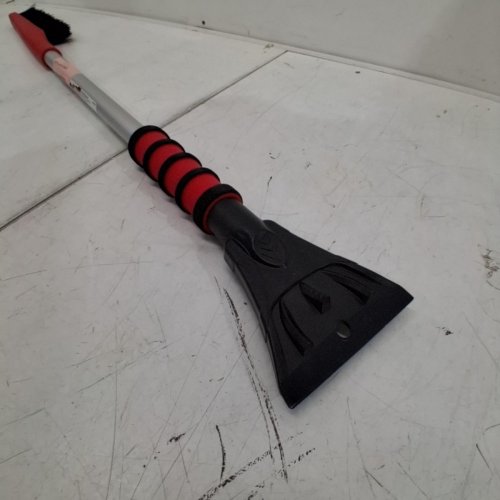 MALLORY MAXX SNOWBRUSH WITH ICE SCRAPER - 35" - RED (MODEL: 889-35GFB) image 5