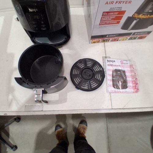 NINJA PROGRAMMABLE DIGITAL AIR FRYER - 3.8L CAPACITY - DARK GREY (MODEL: AF100C) image 4