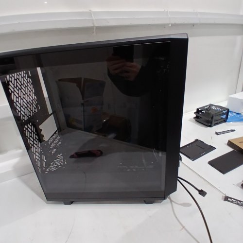 FRACTAL DESIGN MESHIFY 2 COMPACT ATX FLEXIBLE HIGH-AIRFLOW LIGHT TINTED TEMPERED GLASS WINDOW MID TOWER COMPUTER CASE - BLACK (MODEL: MESHIFY 2 COMPACT/FD-C-MES2C-03) image 10