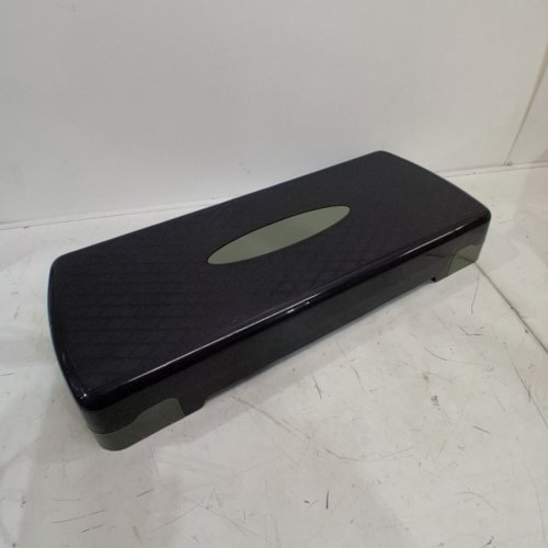 AMAZON BASICS AEROBIC EXERCISE STEP PLATFORM, ADJUSTABLE WORKOUT STEPPER AT HOME - GREEN/BLACK image 2
